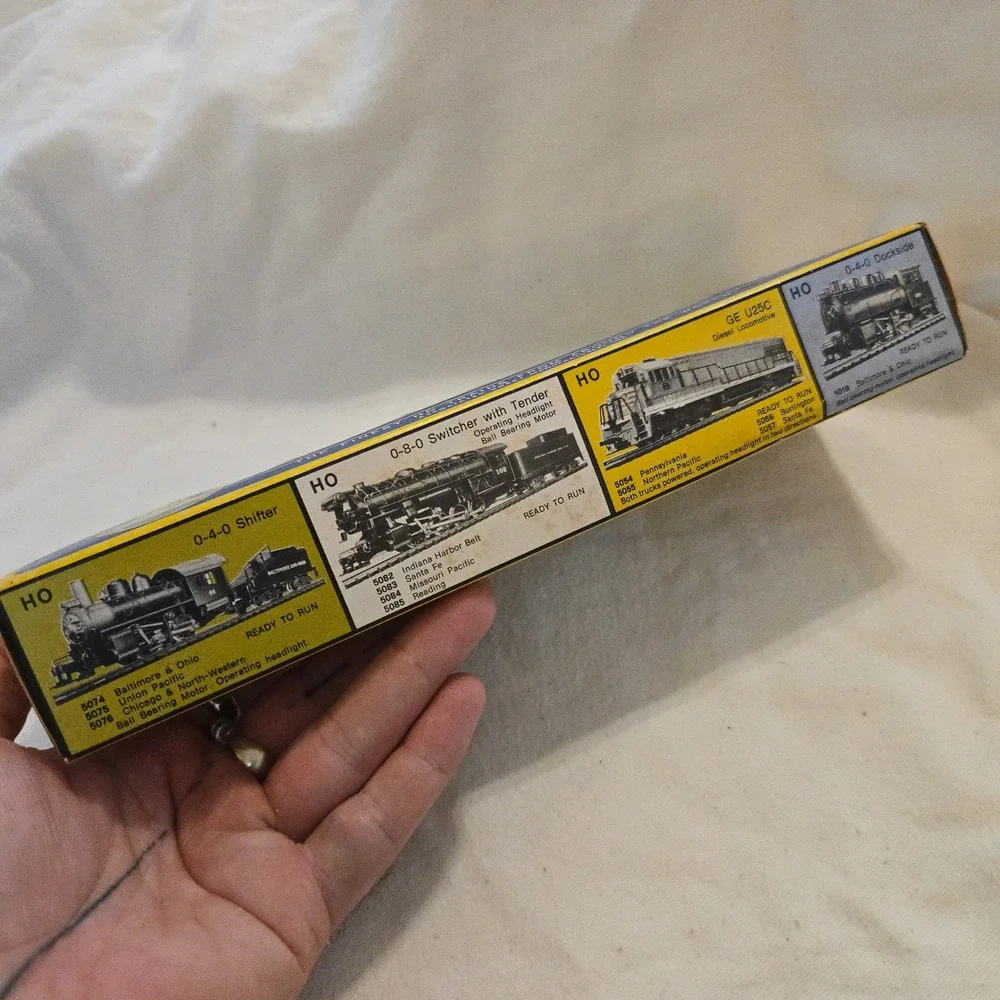 VTG AHM New Haven FM Dummy Unit 1970s Black White Red HO Scale Train Yugoslavia